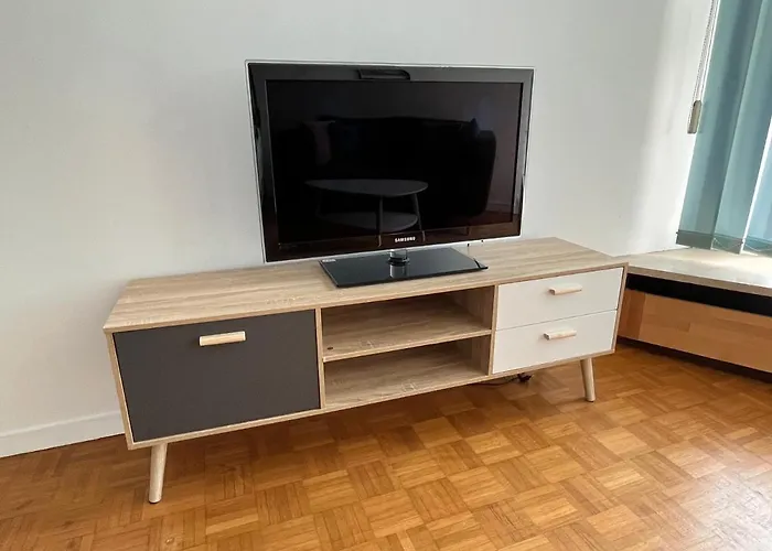 Vivez Le Bonheur - - Port De Plaisance - Vue